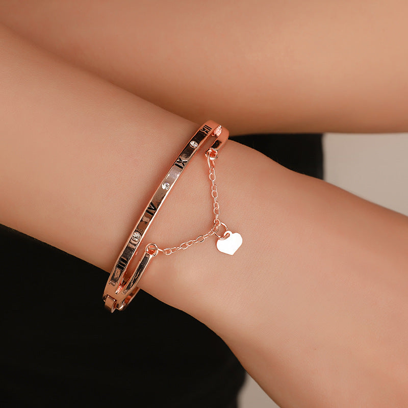 Roman Numeral Woman Rose Gold Bracelet